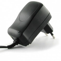 ALIMENTATORE  3 4,5 5 6 7,5 9 12 1A 