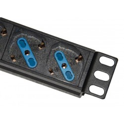 MULTIPRESA DA RACK 19  8 PRESE UNIVERS MULTIPRESA DA RACK 19  8 PRESE UNIVERSALI CON INTERRUTTORE SPINA ITALIANA 16A